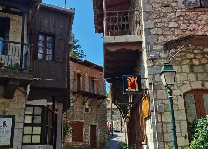 stemnitsa narrow paths