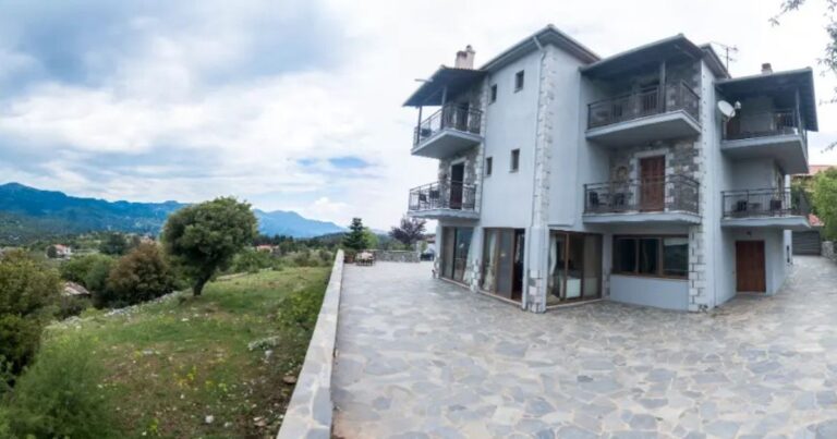 Aiora Suites Vytina Main Page
