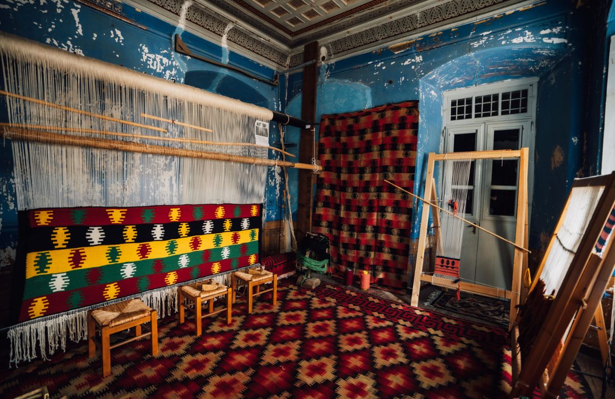Tsakonian weaving on an upright loom in Leonidio